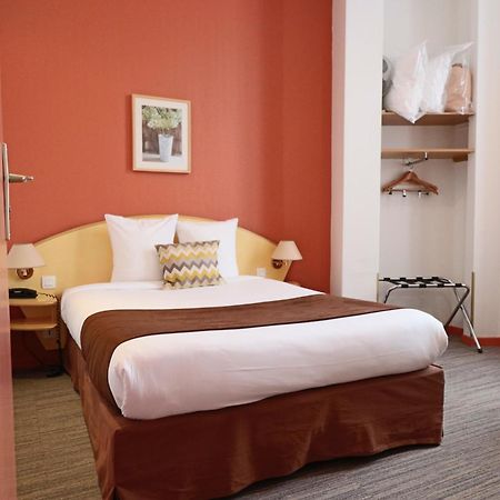 טיונוויל Logis-Hotel Des Oliviers מראה חיצוני תמונה